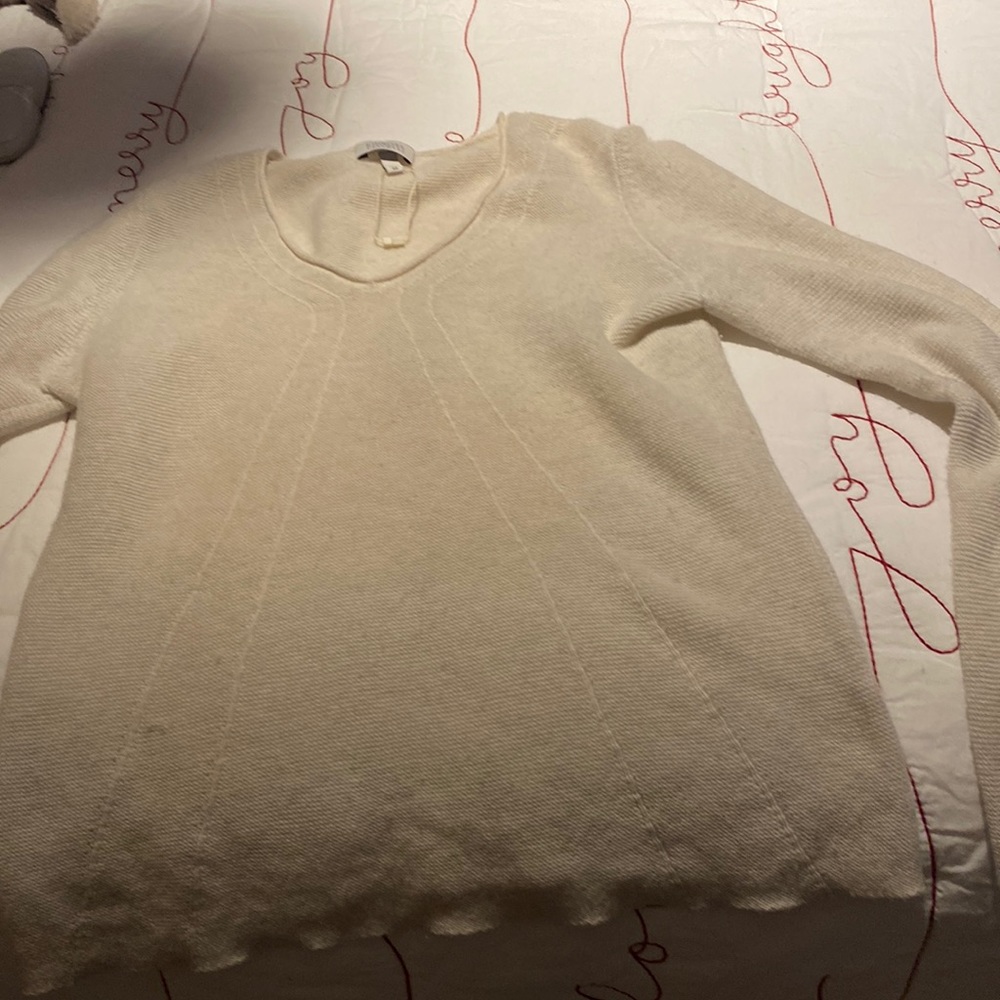 Cashmere sweater. Goff condition